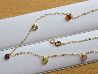 2590340 - Collar 18 quilates