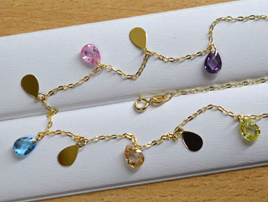 2590540 - Collar 18 quilates