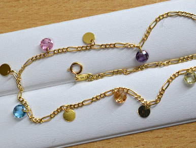 2590640 - Collar 18 quilates
