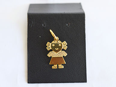 6000038 - Colgante chapado oro