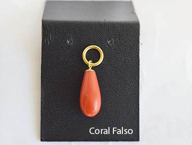 6000044 - Colgante chapado oro