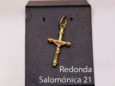 9925058 - Cruz 9 quilates
